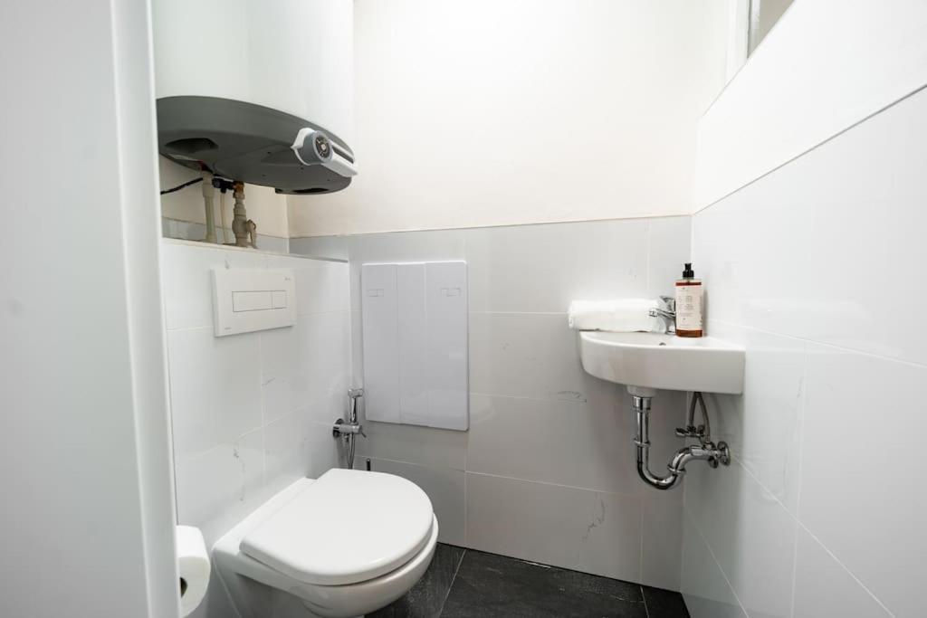 Secret Budget Studio Oasis Praha Bagian luar foto